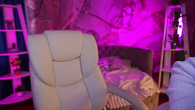 EmilySunshineS online show from 03-08-26, 06:39