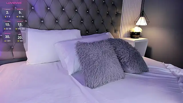 VioletthaRous online show from 02-25-26, 10:41