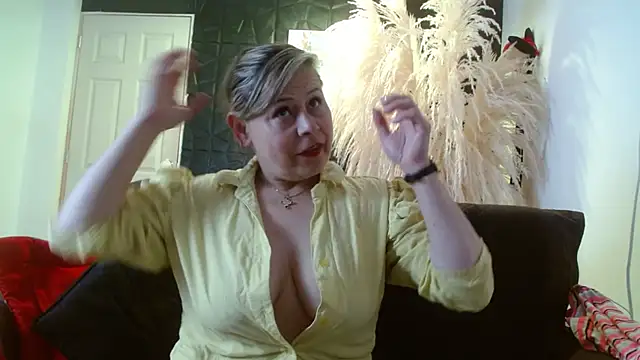 CINTHIA1609 online show from 12-15-25, 08:02