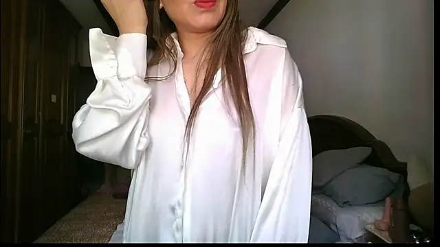 Snapshot of KarolinaReaper chatting on 04-22-26, 01:45 KarolinaReaper online show from 04-22-26, 01:45