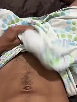 Snapshot of E_Himeros chatting on 12-18-24, 12:07 E Himeros online show from 12-18-24, 12:07