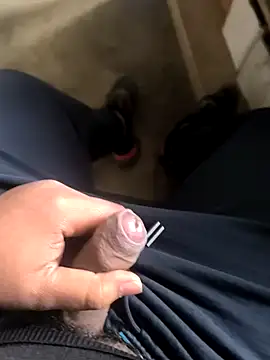 Snapshot of rana9639_1 chatting on 01-23-25, 03:48 rana9639 1 online show from 01-23-25, 03:48