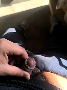 Snapshot of rana9639_1 chatting on 02-01-25, 09:21 rana9639 1 online show from 02-01-25, 09:21