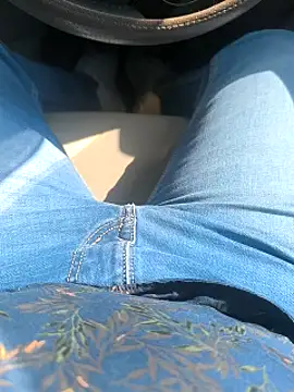 Snapshot of rana9639_1 chatting on 02-08-25, 08:20 rana9639 1 online show from 02-08-25, 08:20