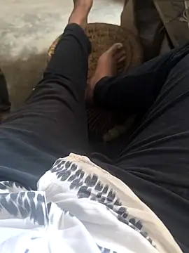 Snapshot of rana9639_1 chatting on 10-22-25, 06:46 rana9639 1 online show from 10-22-25, 06:46