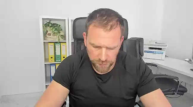 John-E-Dough online show from 01-11-25, 08:33