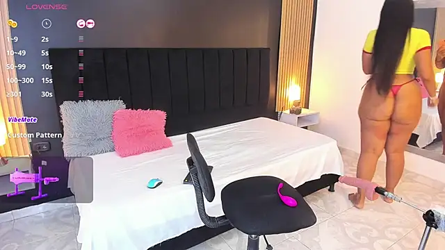 Snapshot of sweetsofia18 chatting on 03-20-25, 01:59 sweetsofia18 online show from 03-20-25, 01:59