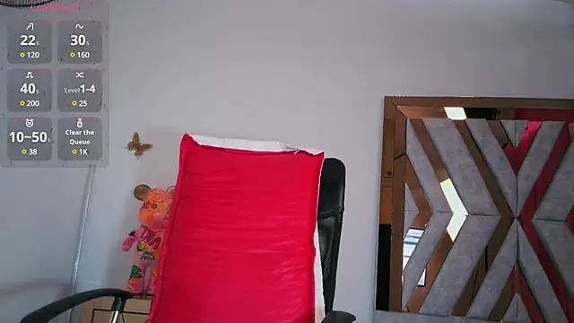 littleayshel online show from 01-18-25, 08:51