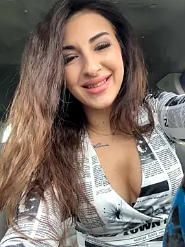 Snapshot of SashaBelle_ chatting on 11-07-25, 08:14 SashaBelle online show from 11-07-25, 08:14