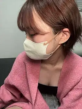 Snapshot of -x_MIU_x chatting on 03-18-26, 10:18 -x MIU x online show from 03-18-26, 10:18