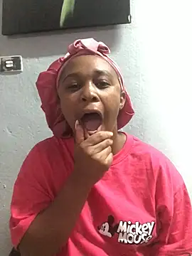 Snapshot of Pearl_00 chatting on 01-09-26, 12:08 Pearl 00 online show from 01-09-26, 12:08