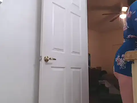 AlyssiaAmoreXO online show from 01-25-25, 09:35