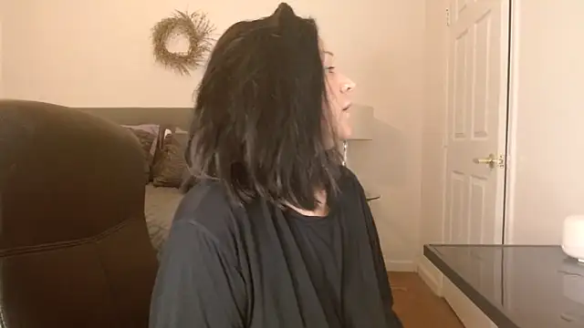 AlyssiaAmoreXO online show from 10-14-25, 06:42