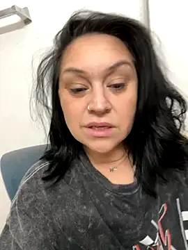 AlyssiaAmoreXO online show from 12-03-25, 01:20