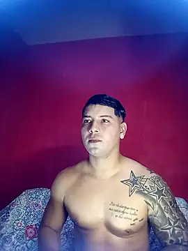 Snapshot of paul_luis chatting on 10-25-25, 12:51 paul luis online show from 10-25-25, 12:51