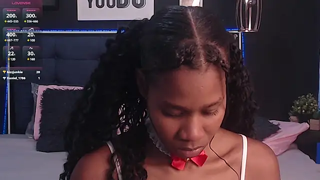 Snapshot of Brown_Pearl chatting on 12-10-24, 11:51 Brown Pearl online show from 12-10-24, 11:51