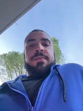 Dikkiduohottt online show from 10-19-25, 04:29