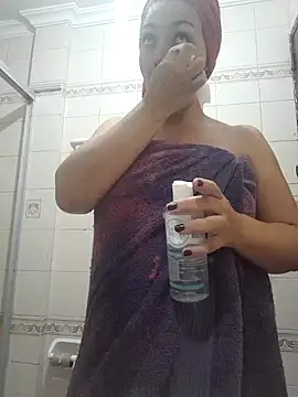 Snapshot of MalorySweet chatting on 12-31-24, 12:32 MalorySweet online show from 12-31-24, 12:32