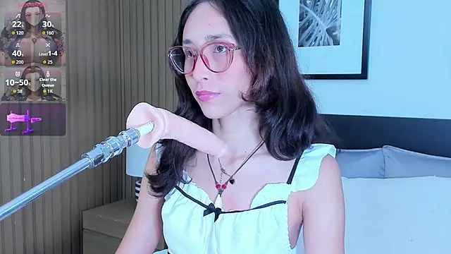 doll bella  online show from 11-22-25, 08:08