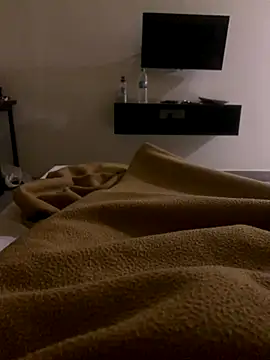 Snapshot of desiduzz21 chatting on 12-04-24, 11:35 desiduzz21 online show from 12-04-24, 11:35