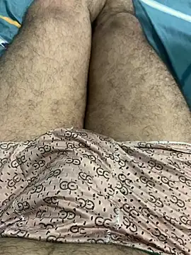 Snapshot of desiduzz21 chatting on 12-29-24, 05:33 desiduzz21 online show from 12-29-24, 05:33