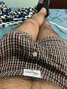 Snapshot of desiduzz21 chatting on 12-30-24, 09:40 desiduzz21 online show from 12-30-24, 09:40