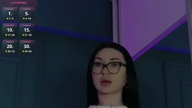 Snapshot of AllisonSky chatting on 04-27-26, 03:21 AllisonSky online show from 04-27-26, 03:21
