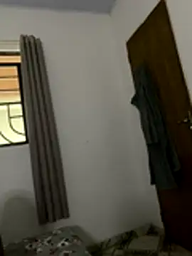 Snapshot of Fenix1002 chatting on 10-20-25, 07:14 Fenix1002 online show from 10-20-25, 07:14