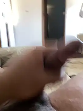 Snapshot of Fenix1002 chatting on 11-18-25, 02:32 Fenix1002 online show from 11-18-25, 02:32