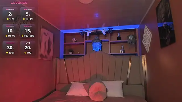 Lucy Williiams online show from 10-13-25, 11:21