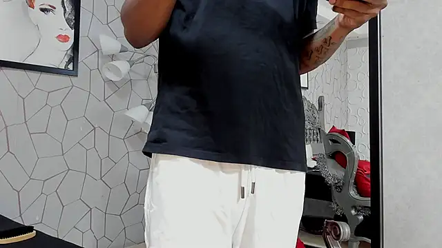 Snapshot of jackmacson chatting on 12-03-24, 01:52 jackmacson online show from 12-03-24, 01:52