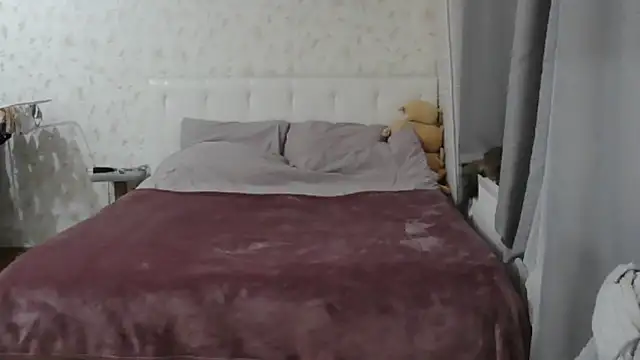 Snapshot of KateBunny chatting on 10-07-25, 03:31 KateBunny online show from 10-07-25, 03:31