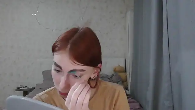 Snapshot of KateBunny chatting on 10-30-25, 03:35 KateBunny online show from 10-30-25, 03:35