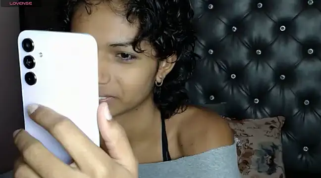 Snapshot of ToshiaKimich chatting on 03-12-25, 12:36 ToshiaKimich online show from 03-12-25, 12:36