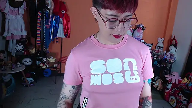 MissMiia2 online show from 07-05-26, 03:41