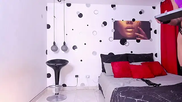 Snapshot of walton_victoria chatting on 01-04-25, 02:25 walton victoria online show from 01-04-25, 02:25