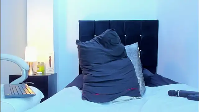 kathyajhonss online show from 03-10-25, 12:51