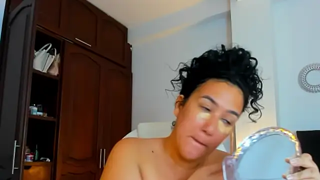 Snapshot of kathyajhonss chatting on 07-07-26, 09:30 kathyajhonss online show from 07-07-26, 09:30