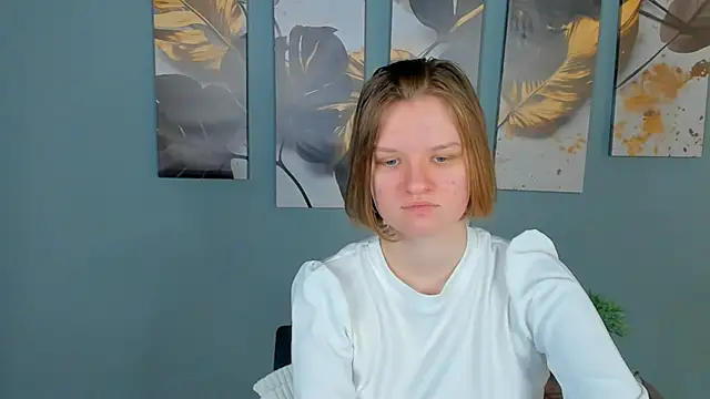 LilianSwall online show from 01-15-26, 02:32