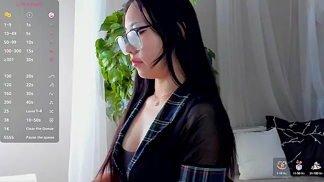 Snapshot of Inari_Okami_ chatting on 03-23-25, 06:47 Inari Okami online show from 03-23-25, 06:47