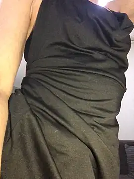 Snapshot of Diamond_Bunny_ chatting on 02-20-25, 06:46 Diamond Bunny online show from 02-20-25, 06:46