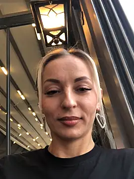 Snapshot of Diamond_Bunny_ chatting on 03-16-25, 03:39 Diamond Bunny online show from 03-16-25, 03:39