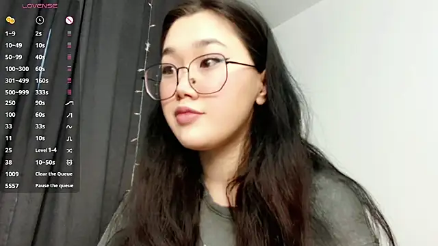 Snapshot of Jennatyan chatting on 12-28-24, 03:26 Jennatyan online show from 12-28-24, 03:26