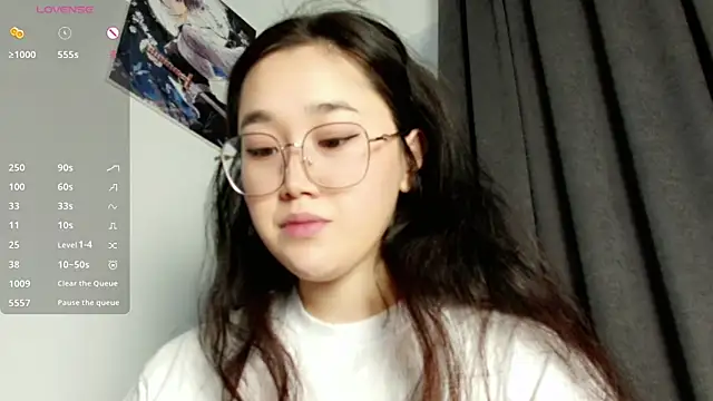 Snapshot of Jennatyan chatting on 02-27-25, 12:56 Jennatyan online show from 02-27-25, 12:56