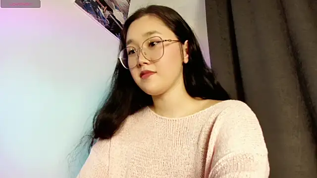 Snapshot of Jennatyan chatting on 03-12-25, 01:19 Jennatyan online show from 03-12-25, 01:19