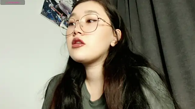 Snapshot of Jennatyan chatting on 03-16-25, 03:28 Jennatyan online show from 03-16-25, 03:28