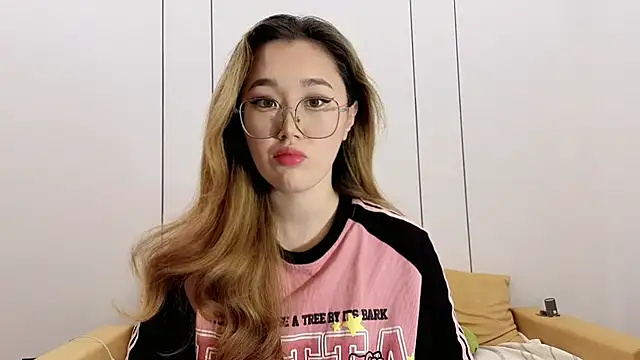 Jennatyan online show from 01-12-26, 09:25