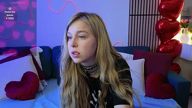 Snapshot of Mel_Nelson chatting on 02-14-25, 08:52 Mel Nelson online show from 02-14-25, 08:52