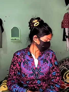 Snapshot of cute_simmy0 chatting on 01-01-25, 05:00 cute simmy0 online show from 01-01-25, 05:00