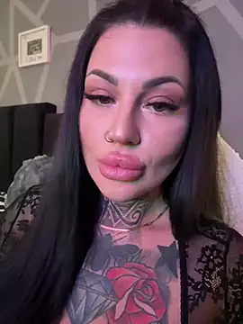 krysstal003 online show from 01-21-25, 07:39